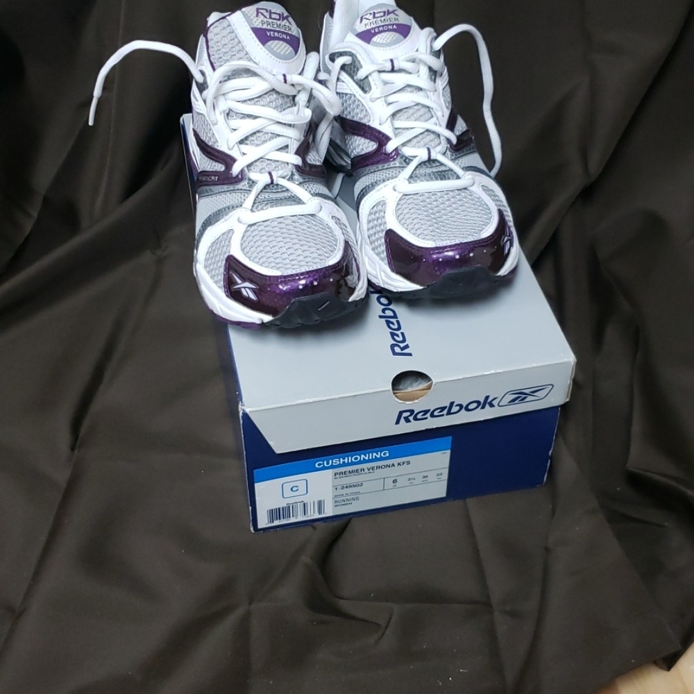 Reebok womens running shoes